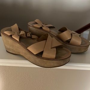 Great wedge sandals
